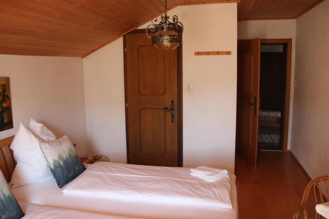 Koestlhof, Familie Hassler Bed & Breakfast Oberdrauburg Ngoại thất bức ảnh